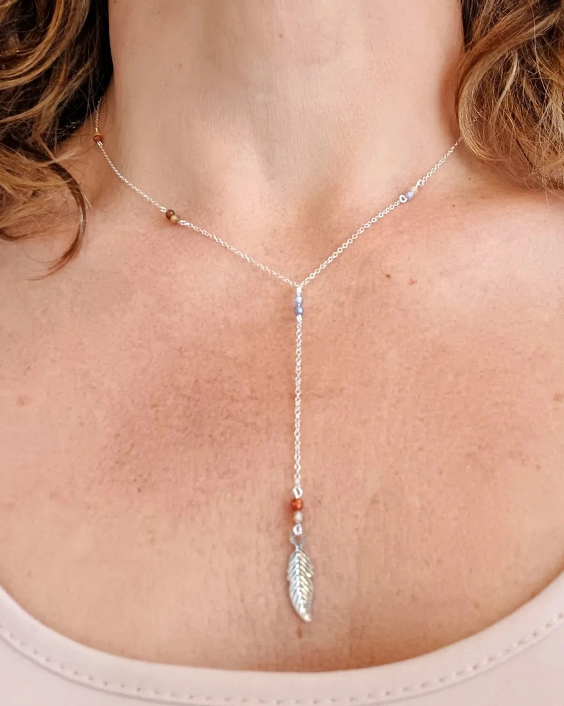 Collar Pluma con Piedra