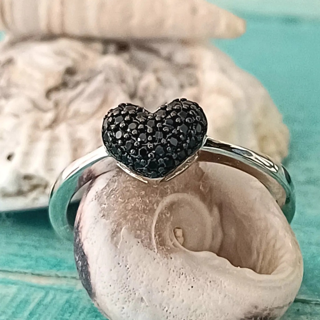 Anillo corazón espinela plata 