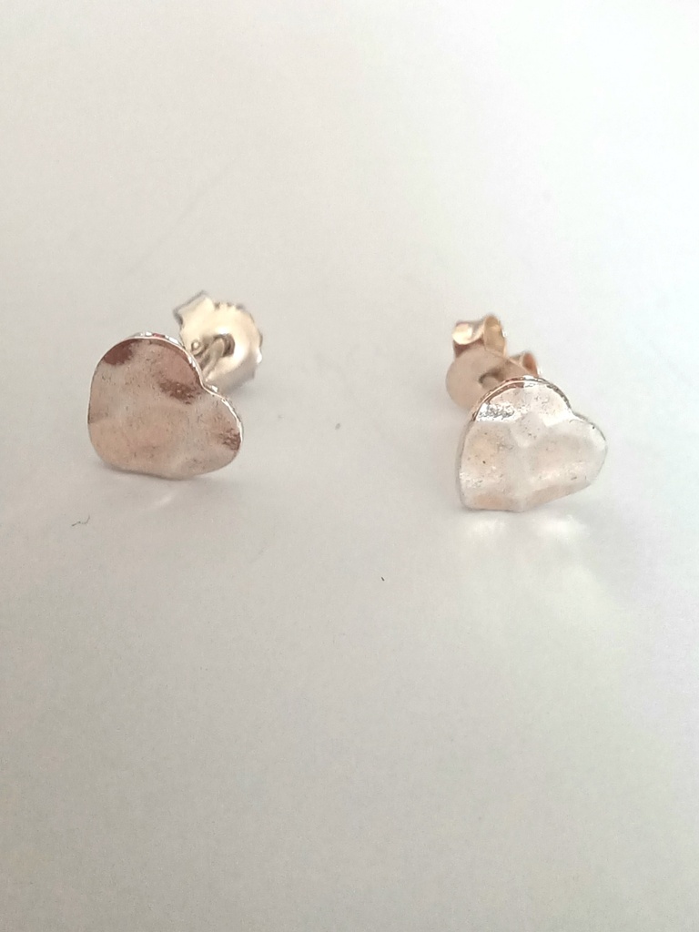 Aros corazon martillado  